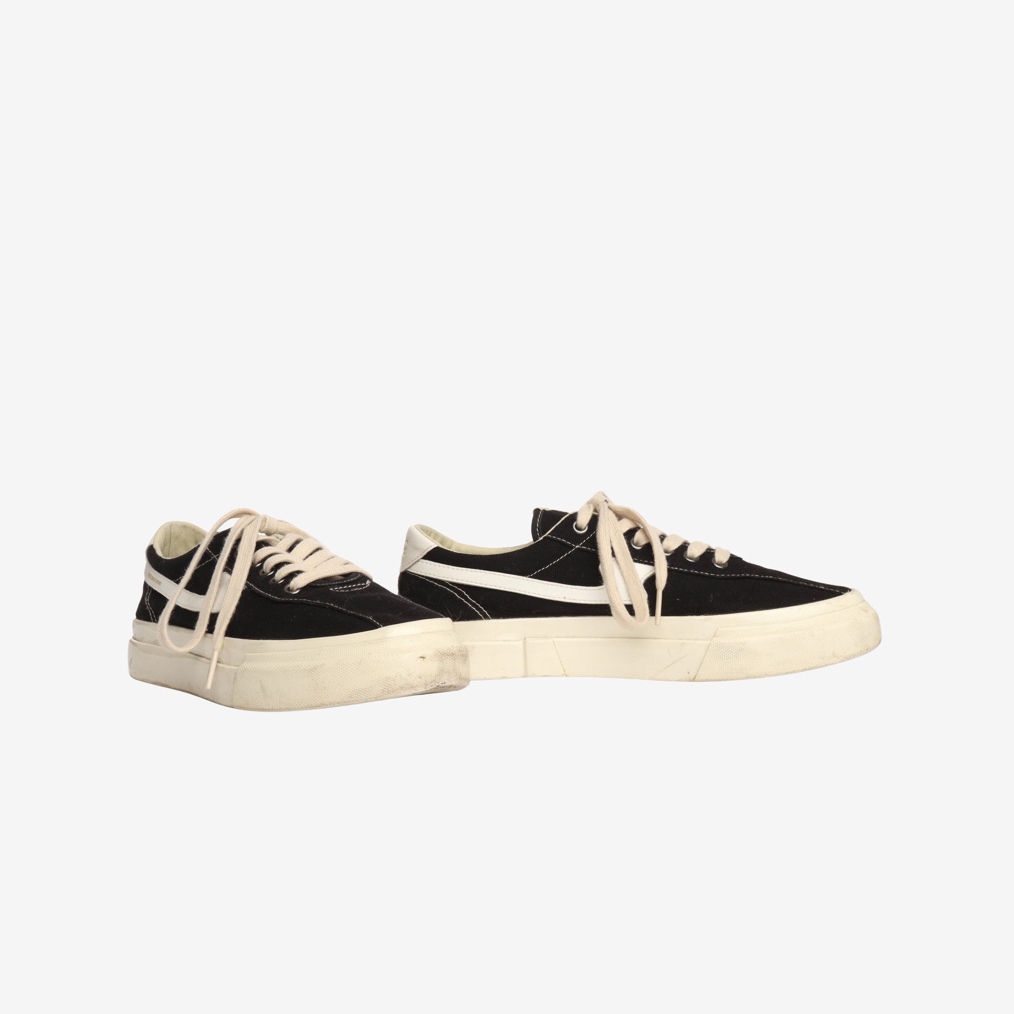 Dellow Canvas Sneakers