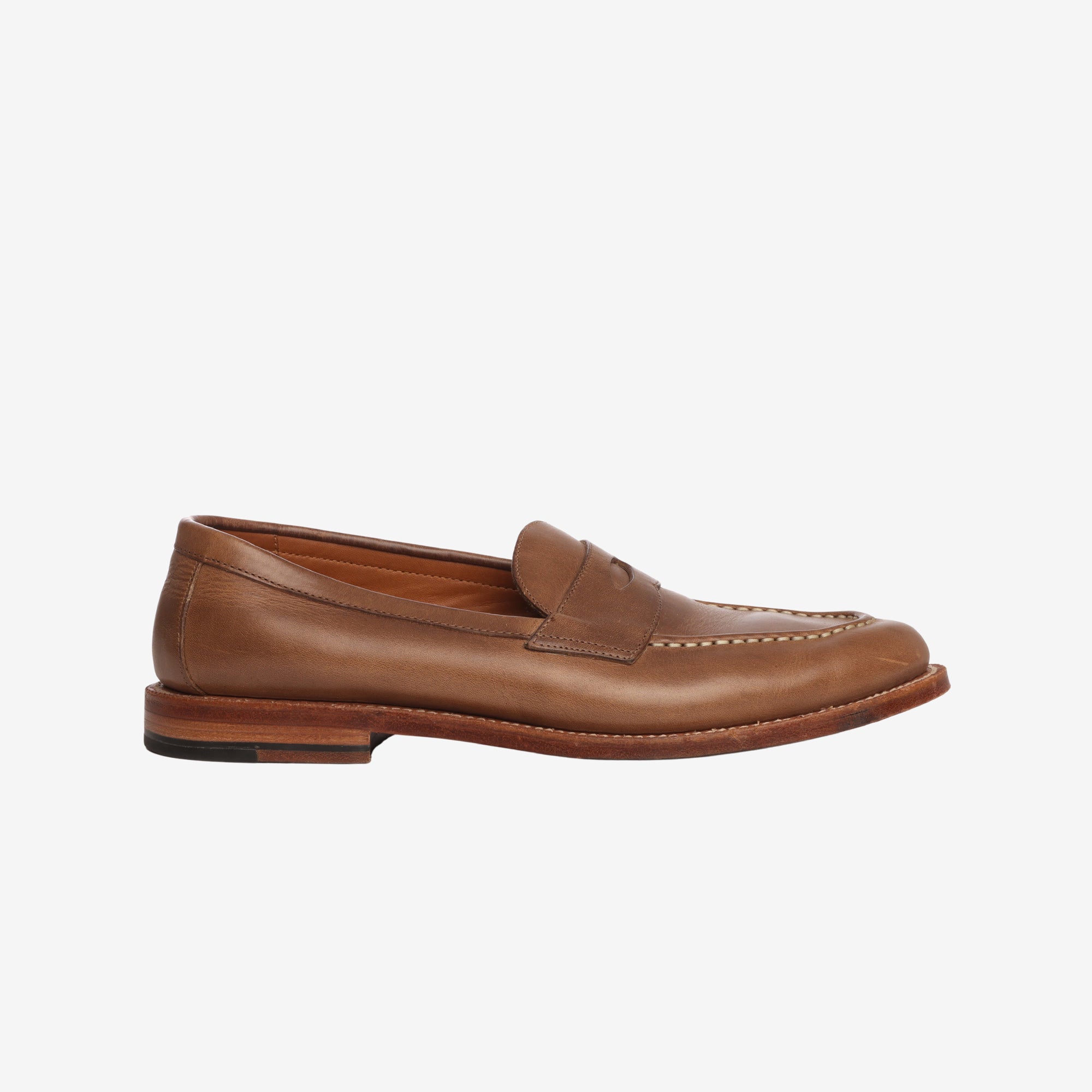 Traveler Penny Loafer