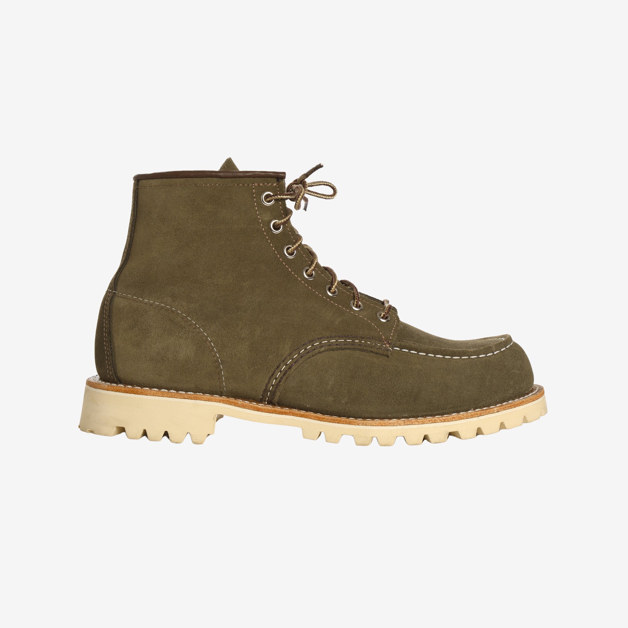 8203 Classic Moc Toe Boot