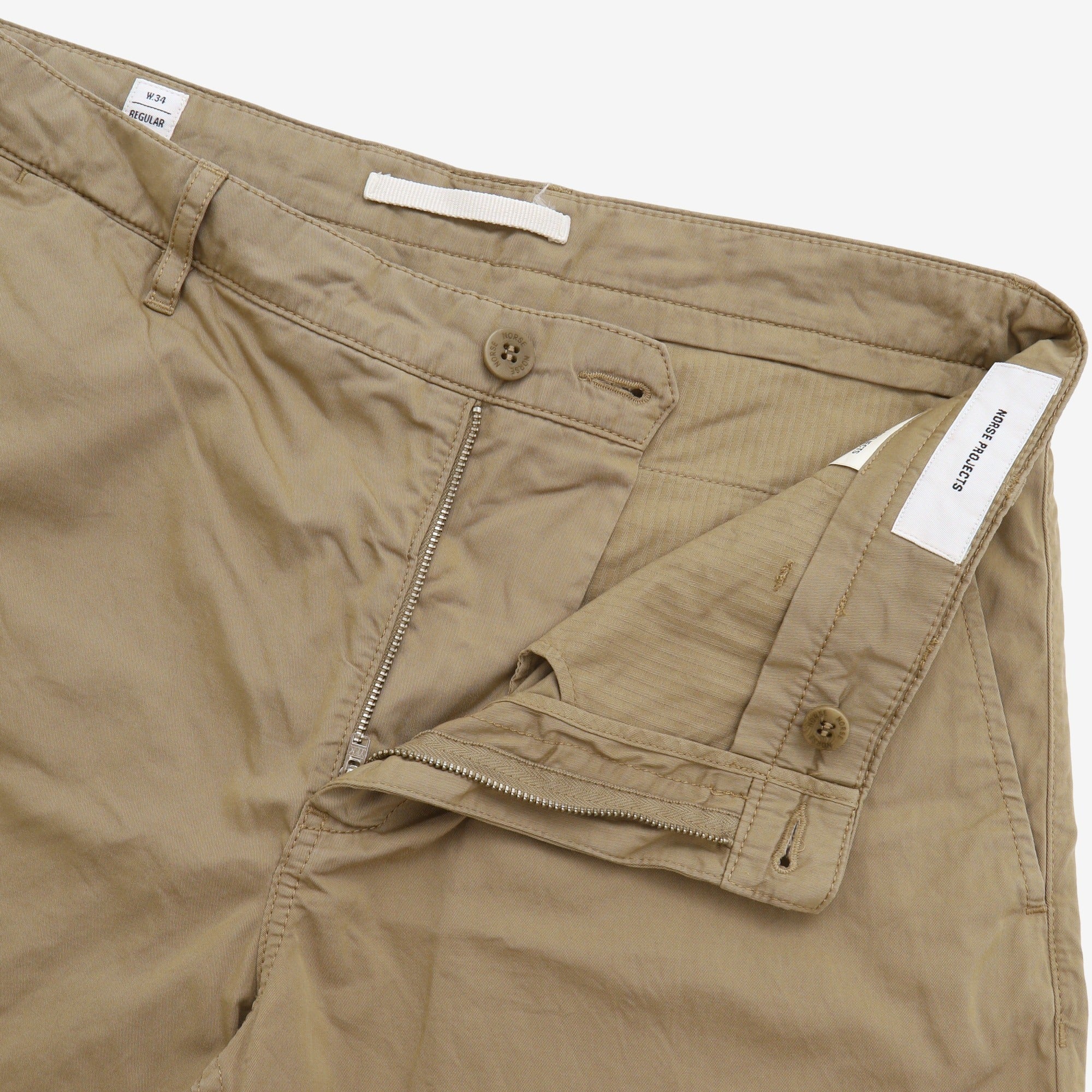 Aros Light Twill Shorts