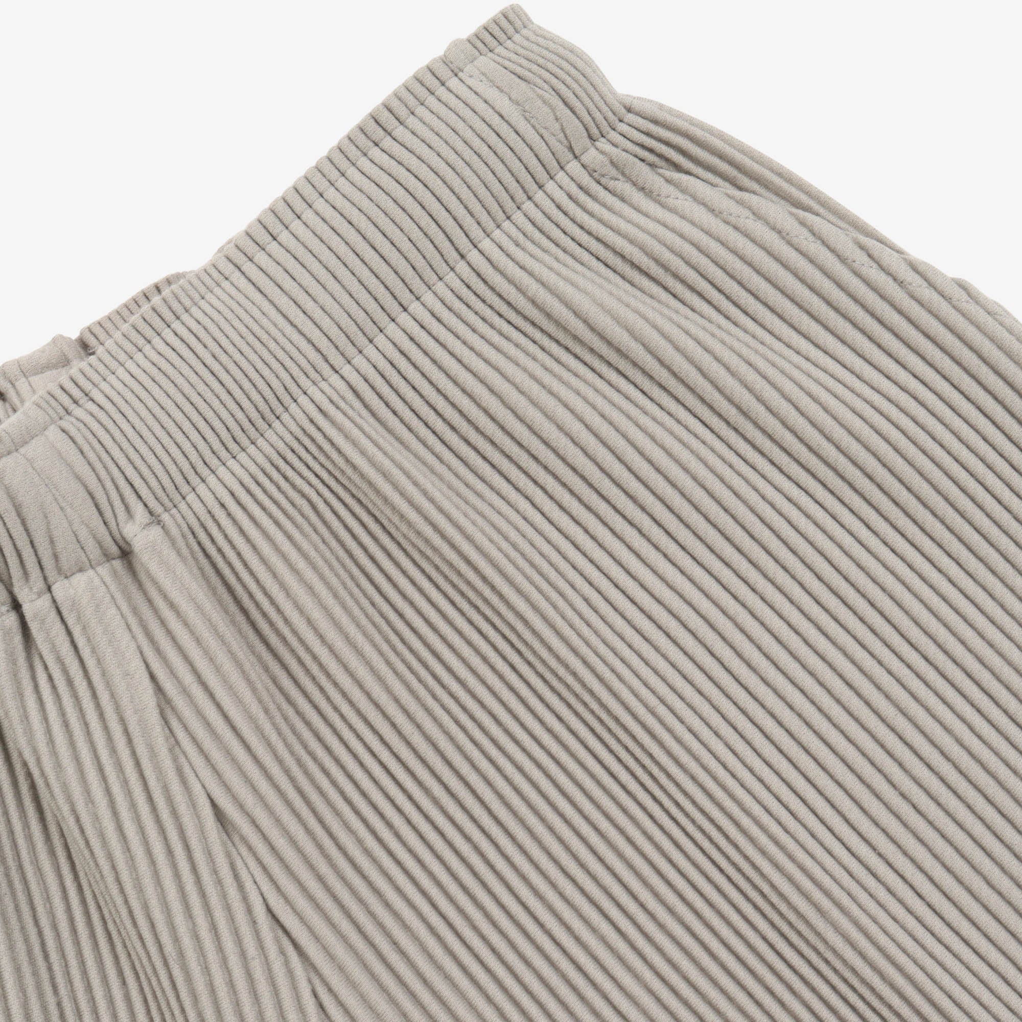 Pleated Jumper Pants